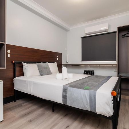 Dch On Mitchell Hotel Darwin Eksteriør billede